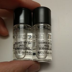 MAC cleanse off oil - sample - new